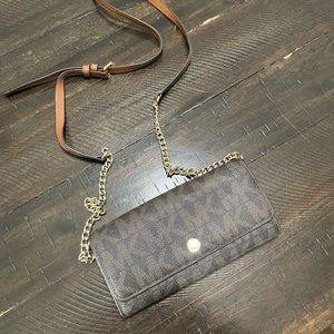 Michael kors wallet/crossbody